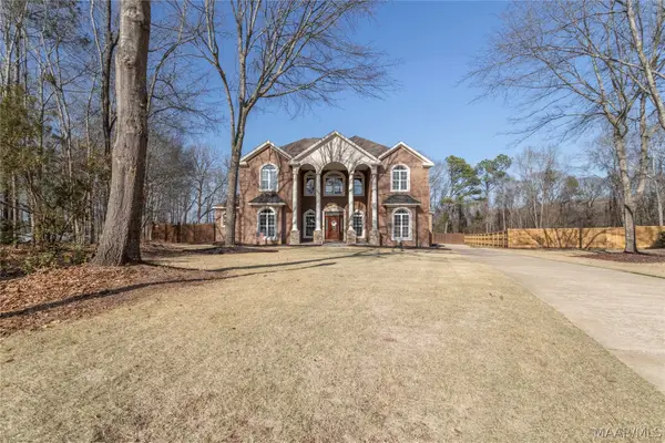 402 Menawa Pass, Millbrook, AL 36054