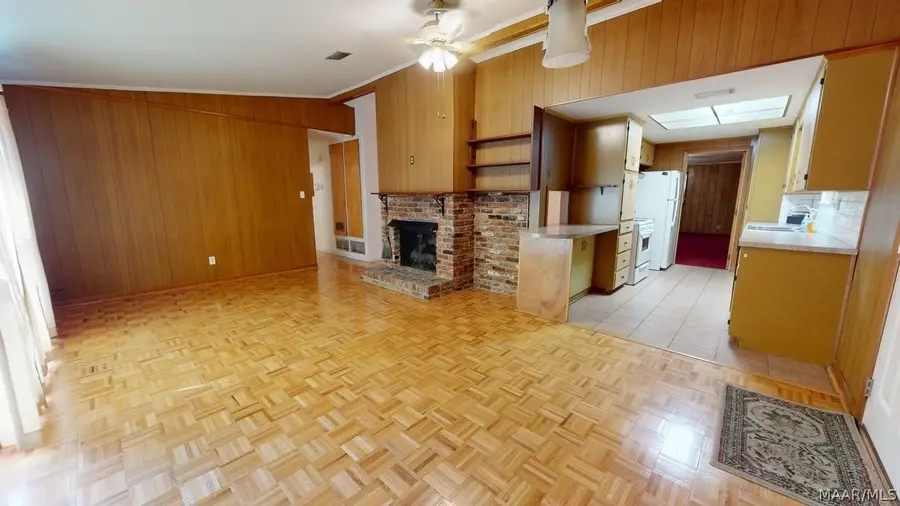 907 Skidmore Avenue, Prattville, AL 36066 - #2