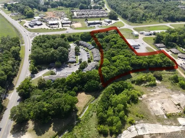 630 Coosa River Parkway, Wetumpka, AL 36092