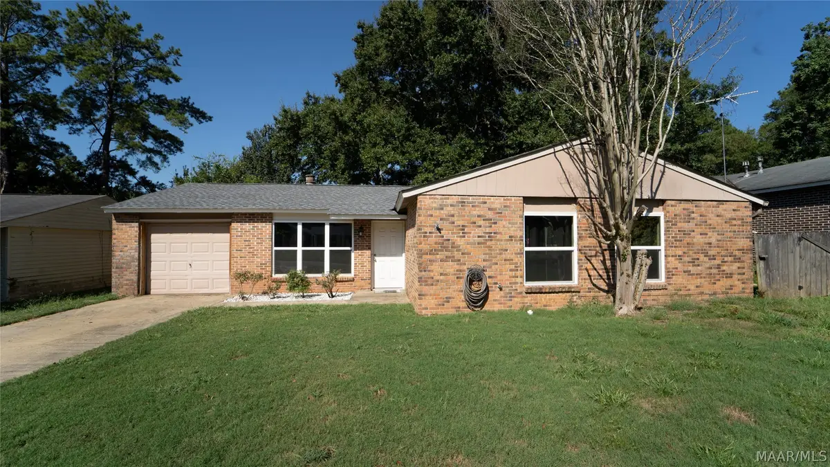 53 Meadowood Drive, Millbrook, AL 36054 - #1