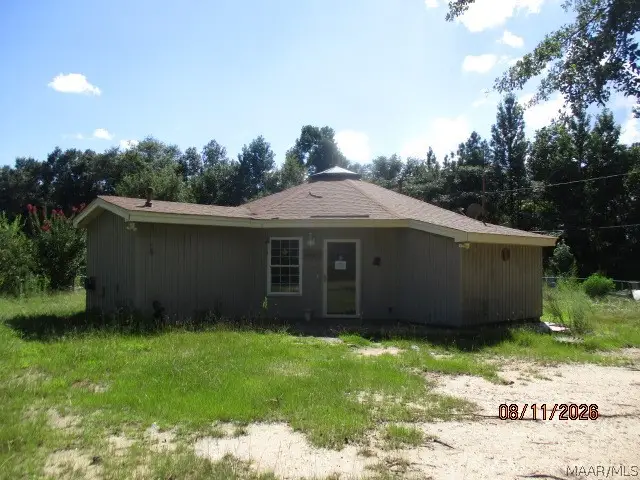 1817 Alpine Drive, Deatsville, AL 36022 - #1