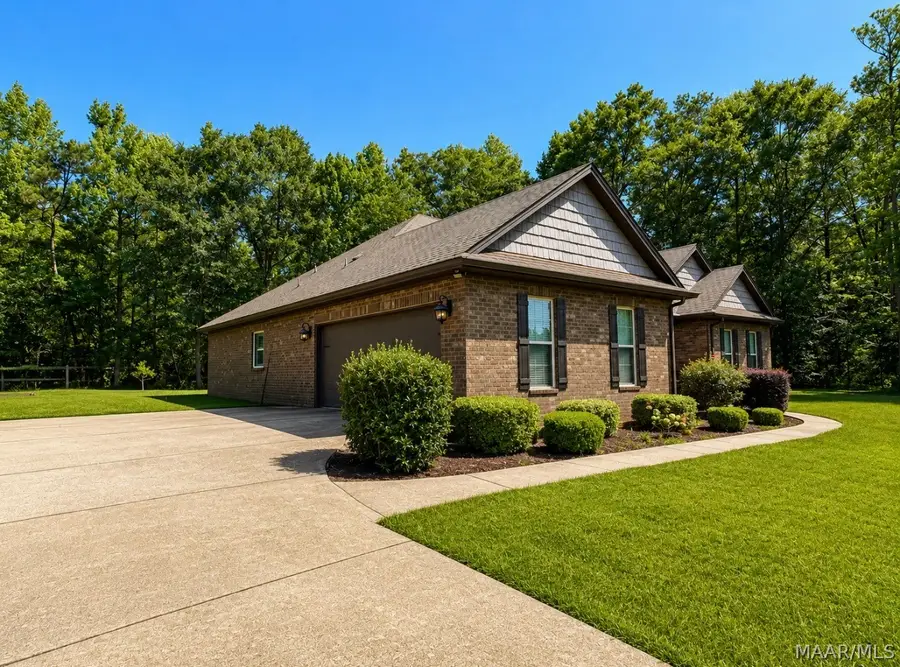 149 Weoka Ridge Drive, Wetumpka, AL 36092 - #2