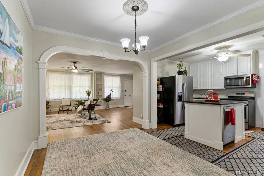 11 Calhoun Road, Montgomery, AL 36109 - #3