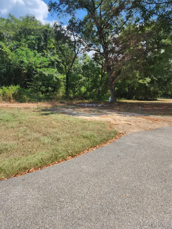 2406 Upbuilders Lane, Montgomery, AL 36110