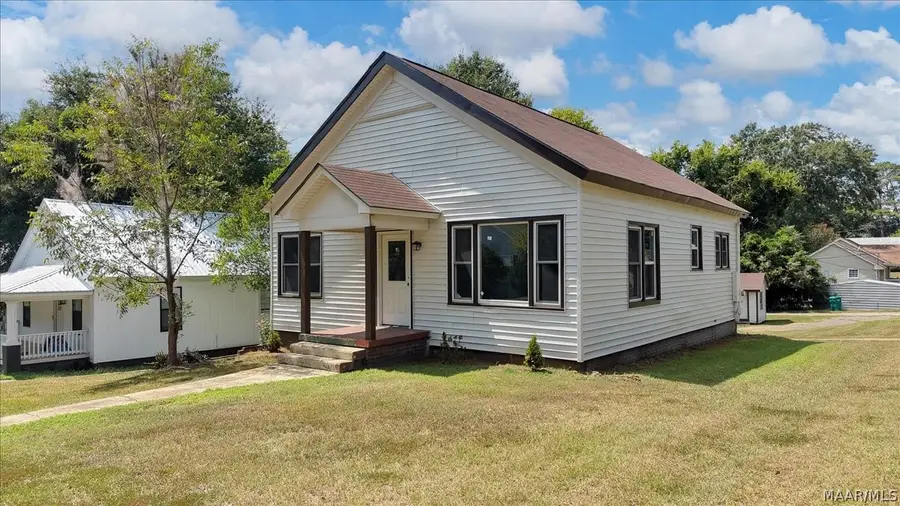 215 Freeman Avenue, Tallassee, AL 36078 - #3