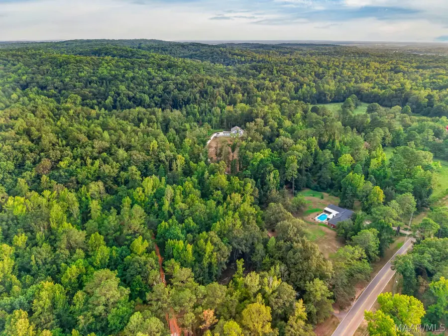 400 Harrogate Springs Road, Wetumpka, AL 36093 - #2