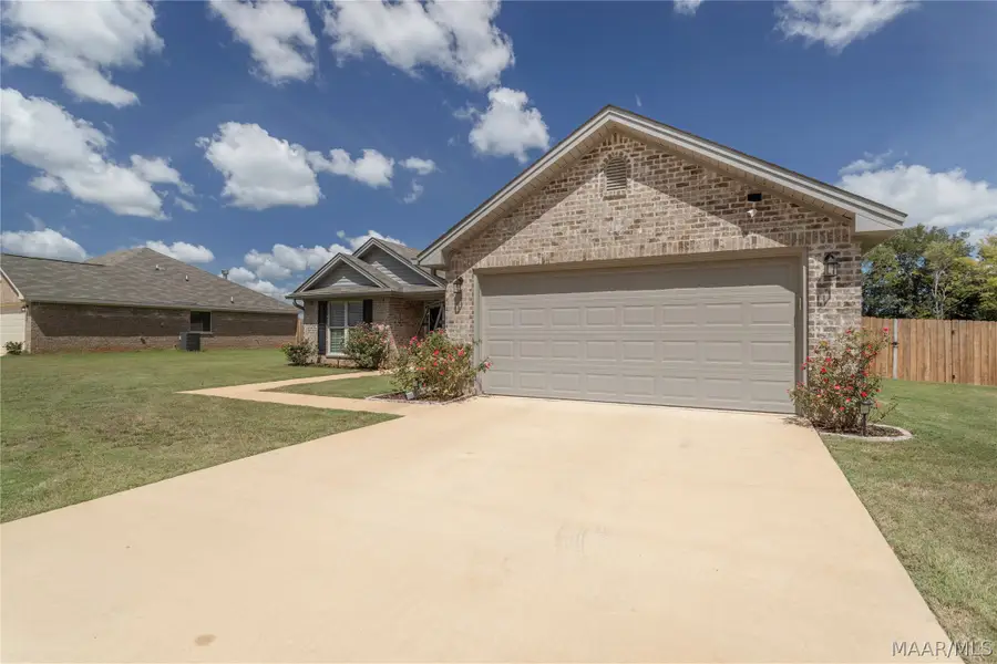 1891 Landing Place, Deatsville, AL 36022 - #2