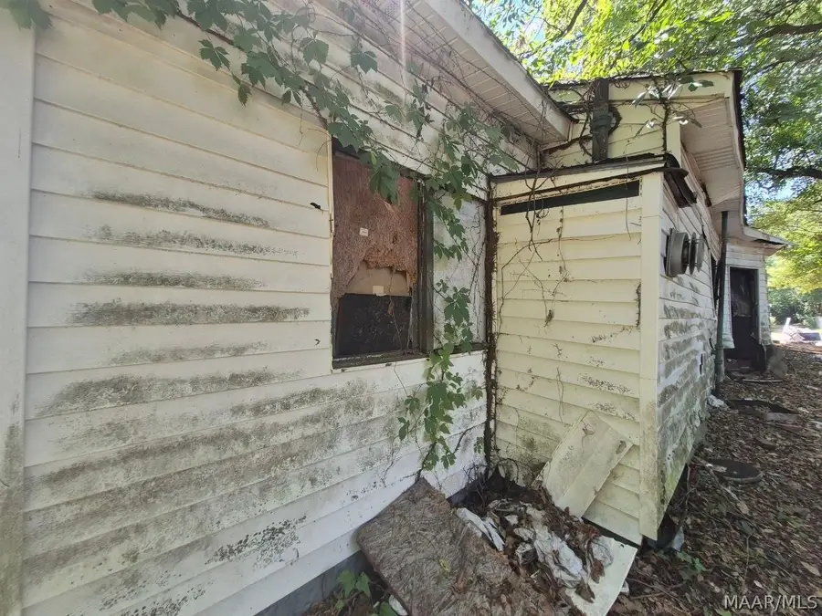 635 Grace Street, Montgomery, AL 36107 - #3