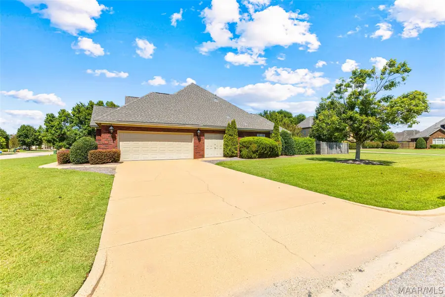 8497 Rockbridge Circle, Montgomery, AL 36116 - #2