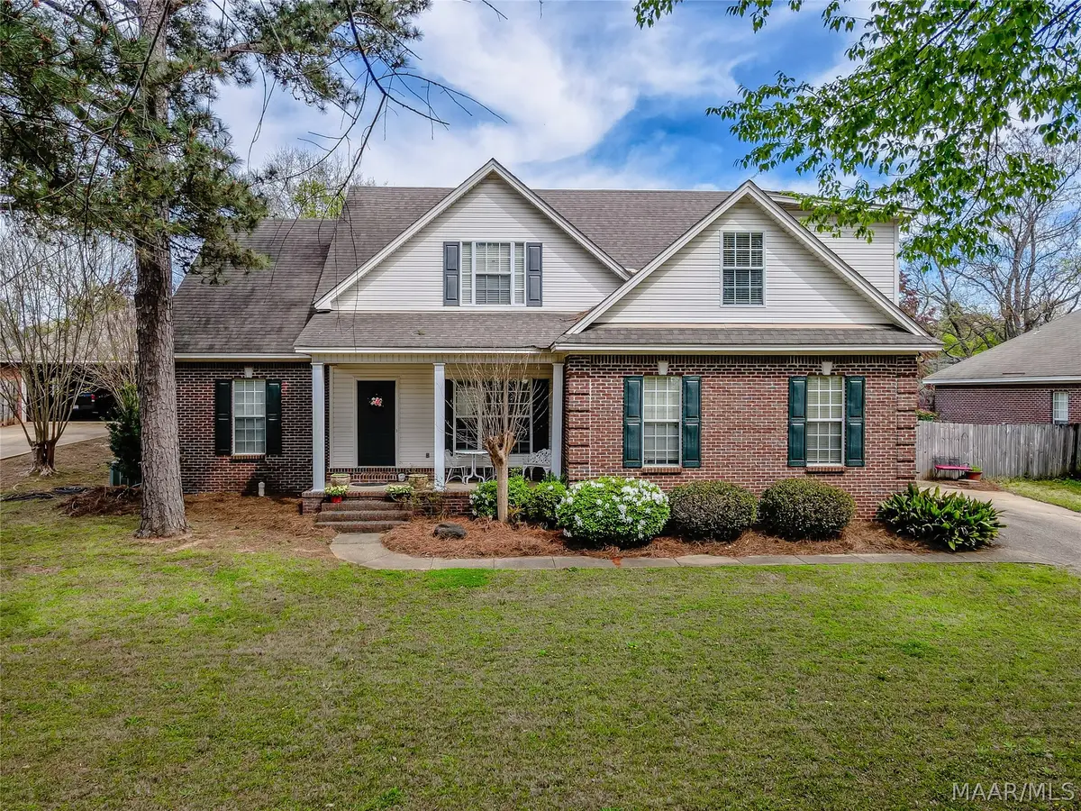 155 Mountain Oak Drive, Wetumpka, AL 36093 - #1