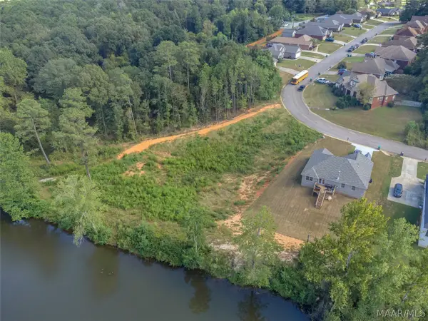 345 Brownstone Loop, Millbrook, AL 36054