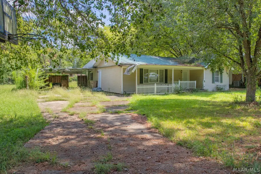 230 Greenbriar Street, Selma, AL 36701 - #3