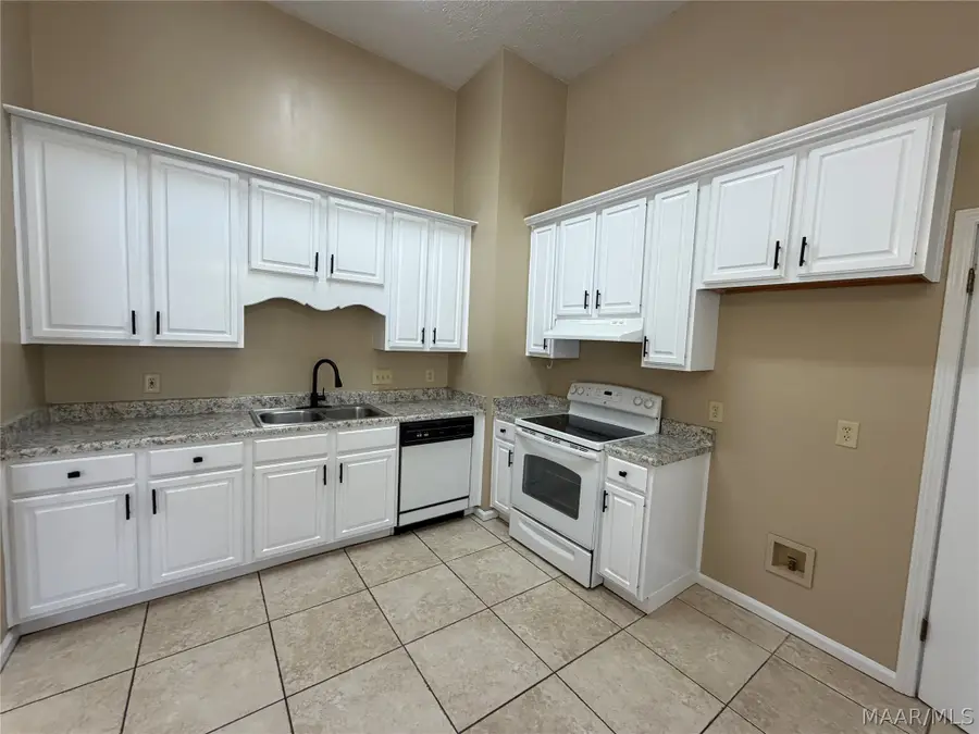 7000 Givens Court, Montgomery, AL 36117 - #3