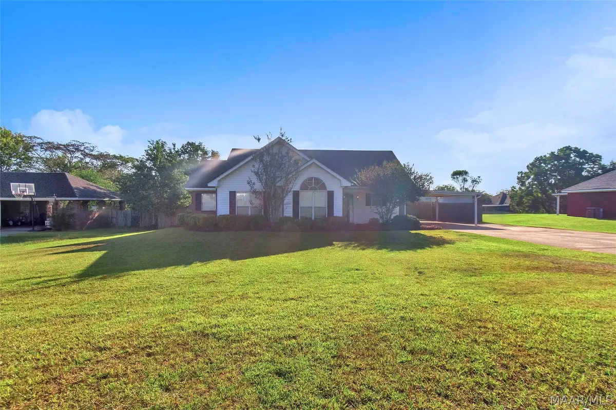 208 Allen Drive, Millbrook, AL 36054 - #1