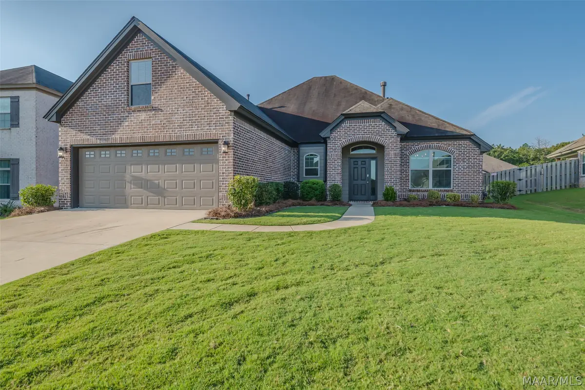 9266 Crescent Lodge Circle, Pike Road, AL 36064 - #1