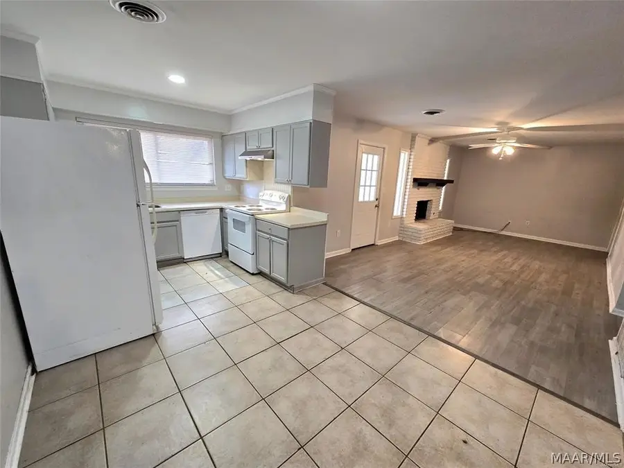 6226 Gladstone Drive, Montgomery, AL 36117 - #2