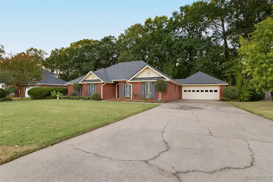 302 Abington Street, Prattville, AL 36066 - #3