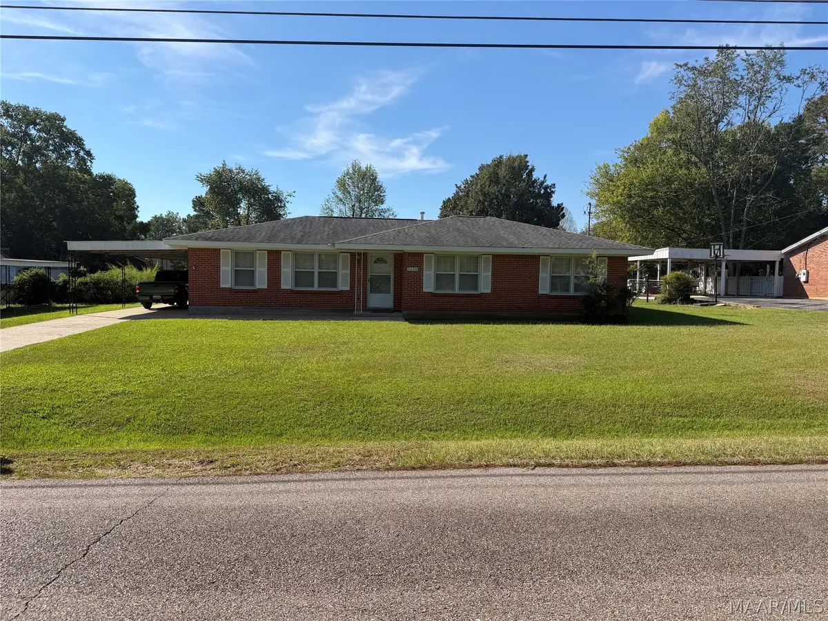 5260 Sycamore Drive, Millbrook, AL 36054 - #1