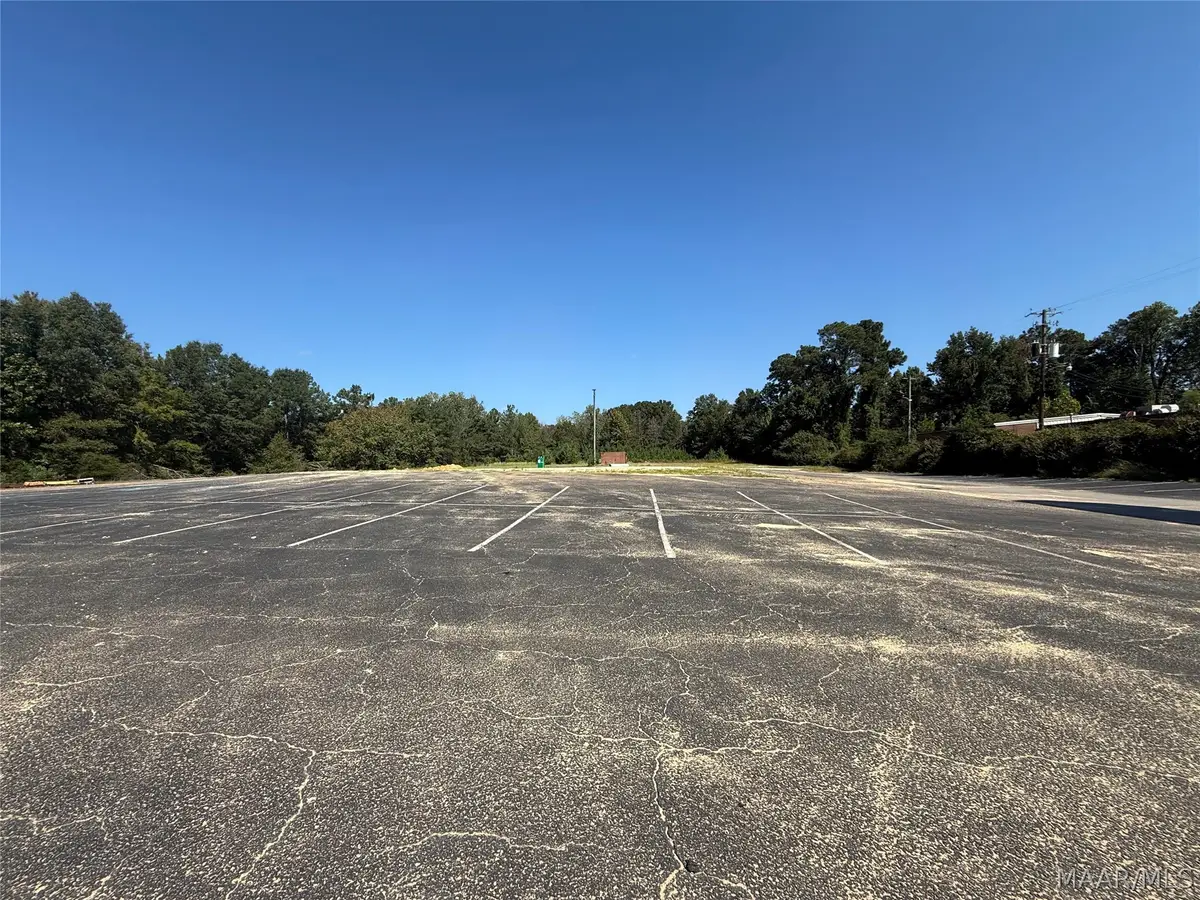 2003 W Highland Avenue, Selma, AL 36701 - #1