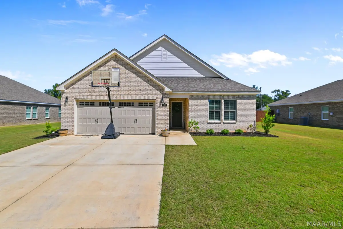 112 Kohn Drive, Millbrook, AL 36054 - #1