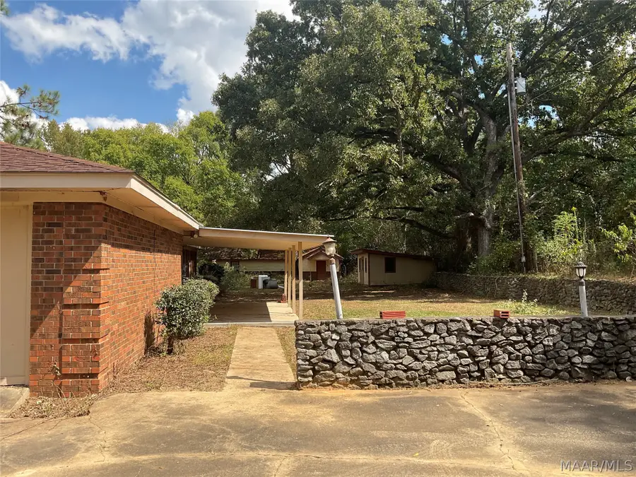 282 Kent Road, Tallassee, AL 36078 - #3