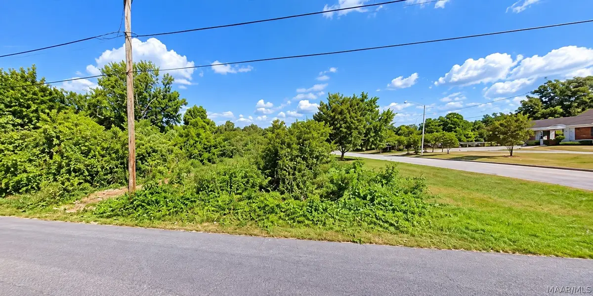 510 Avenue E, Opelika, AL 36801 - #1