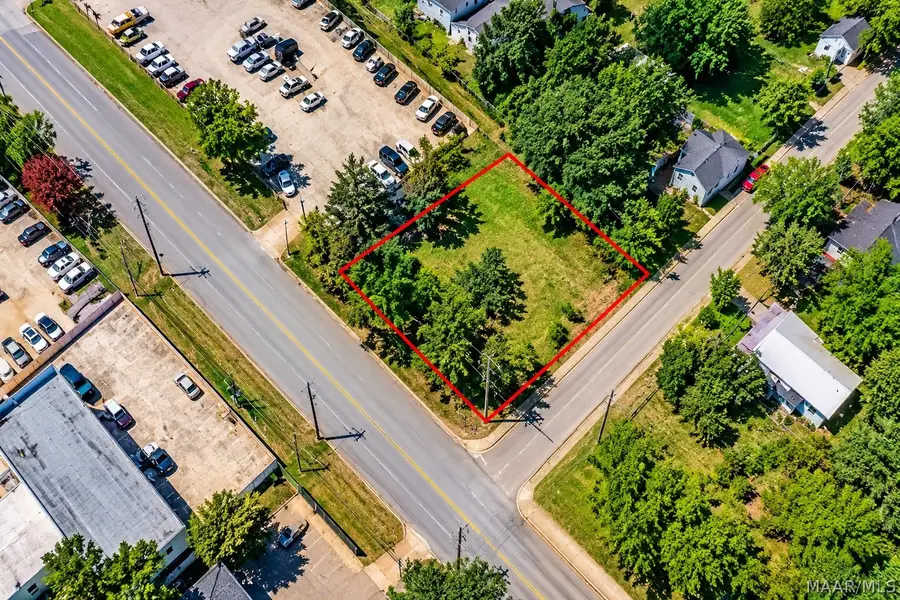 510 Avenue E, Opelika, AL 36801 - #3