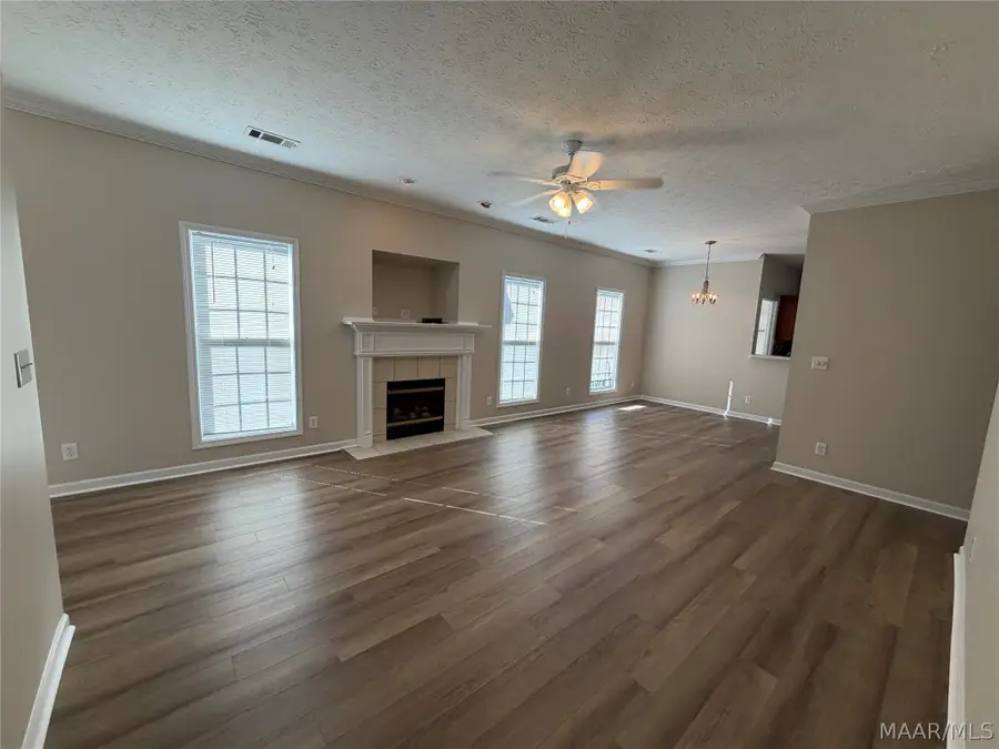 6909 Sandfield Drive, Montgomery, AL 36117 - #3