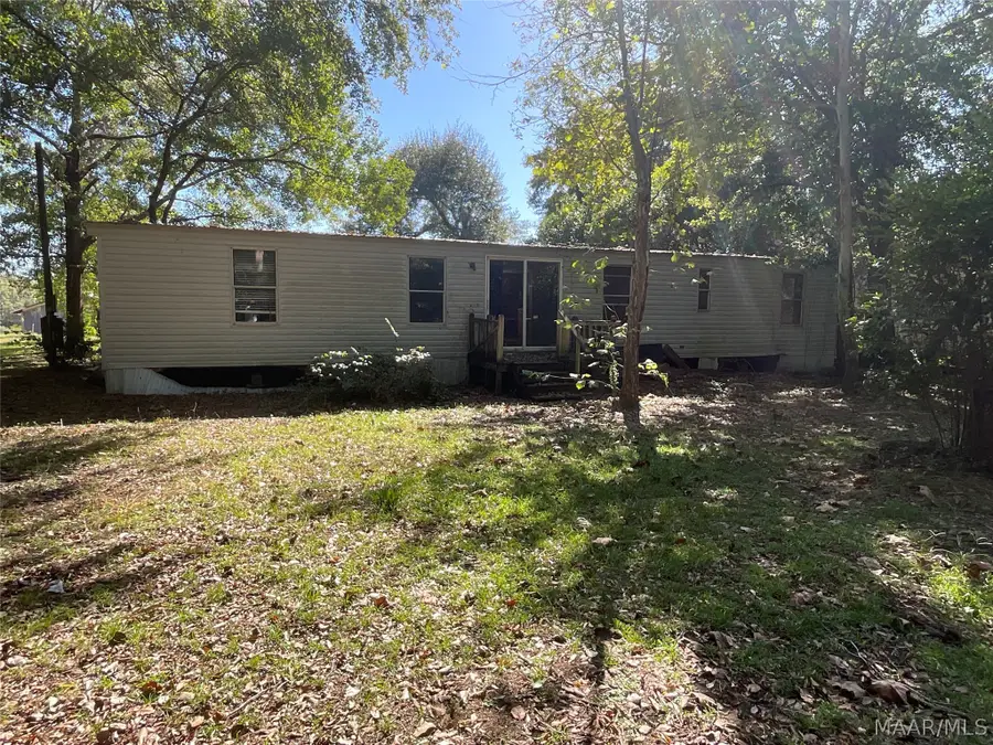 201 Carr Circle, Tallassee, AL 36078 - #3