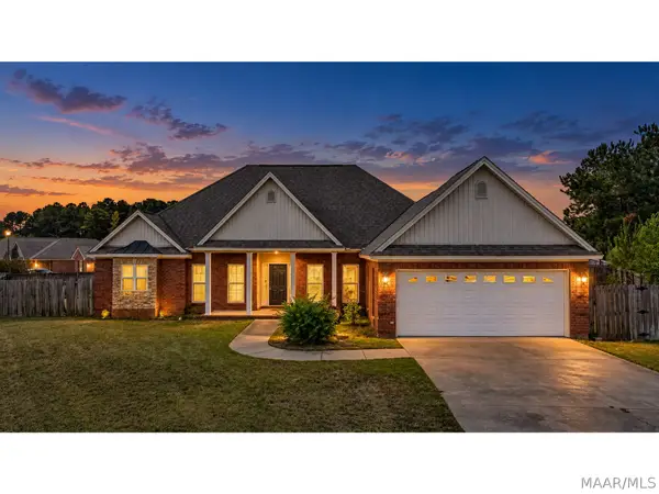 78 William Circle, Elmore, AL 36025