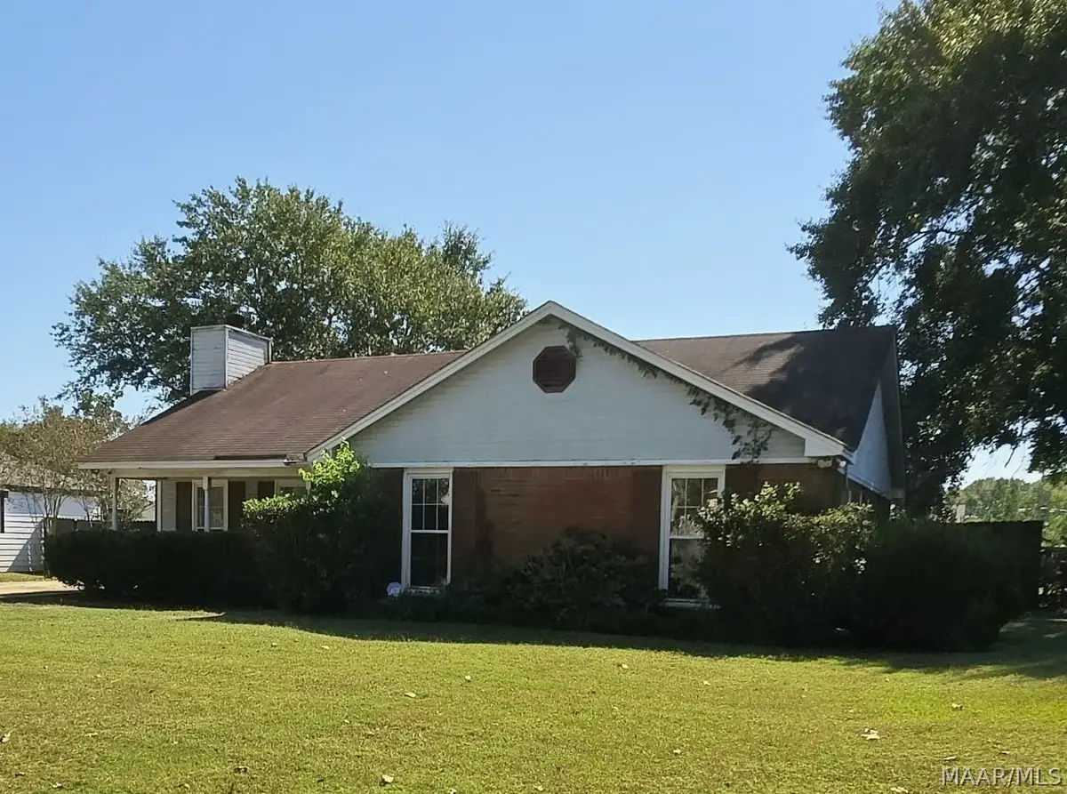 324 Daffodil Drive, Millbrook, AL 36054 - #1