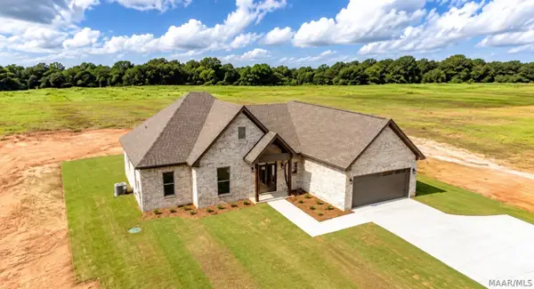 718 Riverknolle Road, Tallassee, AL 36078