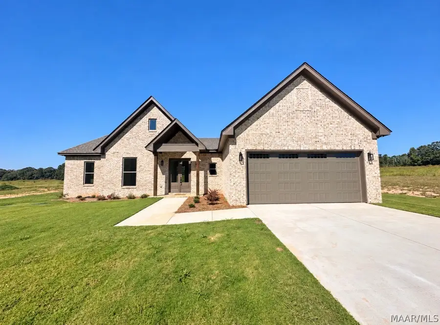 718 Riverknolle Road, Tallassee, AL 36078 - #2
