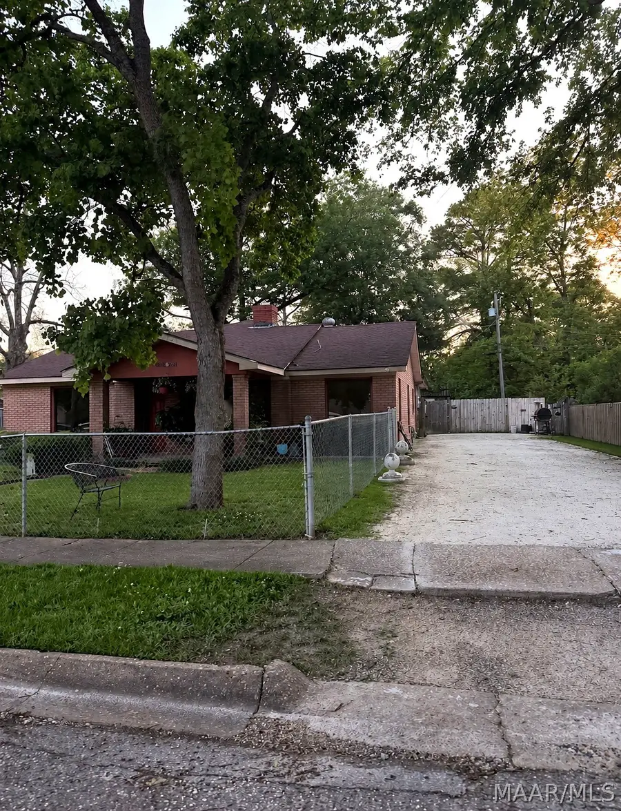 2101 Royal Street, Selma, AL 36701 - #2