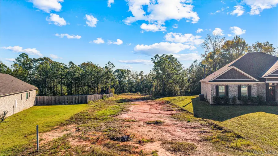 401 Tallahatchie Drive, Wetumpka, AL 36093 - #2