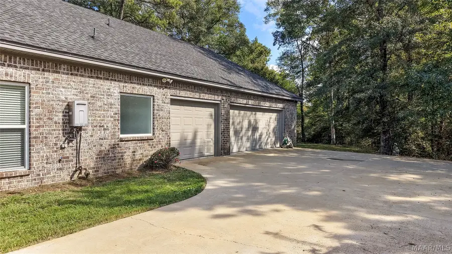 236 Weoka Ridge Drive, Wetumpka, AL 36092 - #2