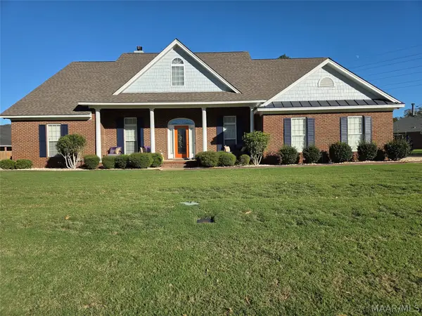 832 Winding Wood Drive, Wetumpka, AL 36093
