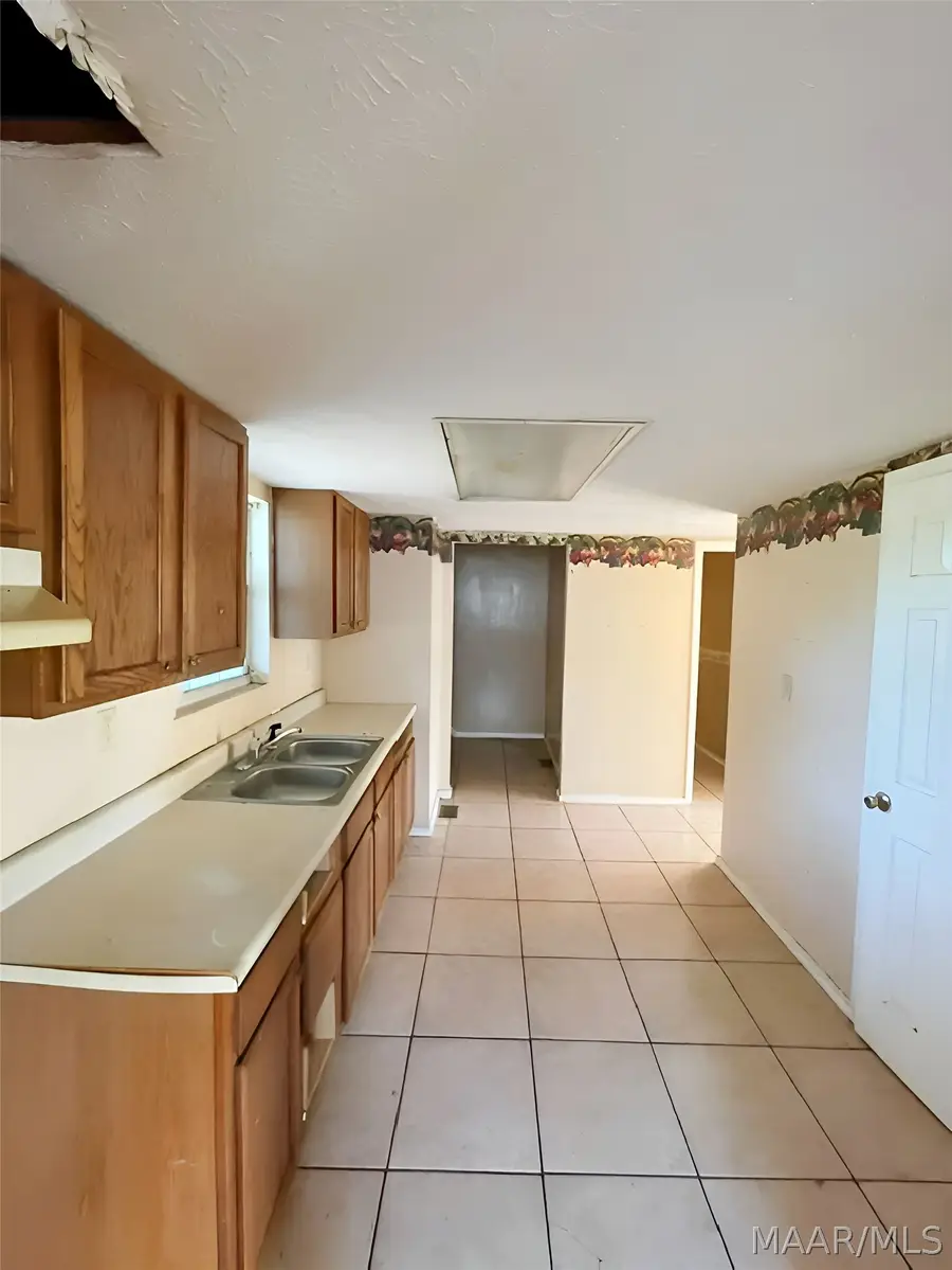 2808 4th Street, Montgomery, AL 36108 - #3