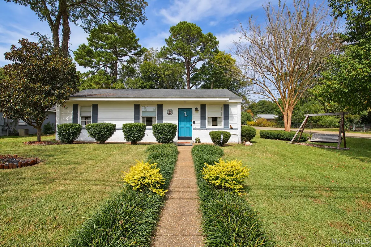989 Newton Street, Prattville, AL 36066 - #1