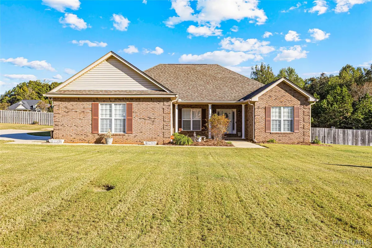501 Avery Street, Deatsville, AL 36022 - #1