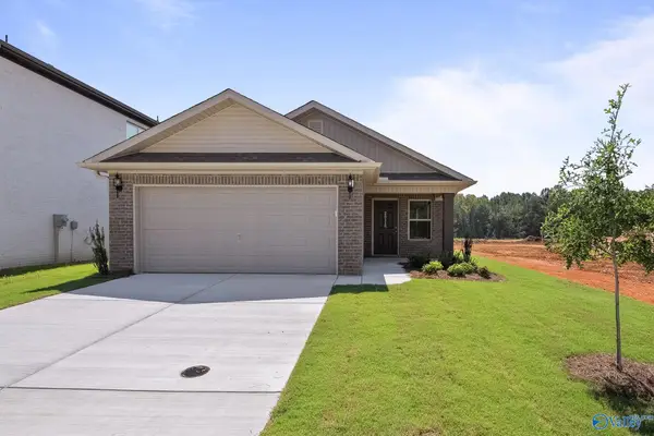 11112 Ravenel Drive, Harvest, AL 35749