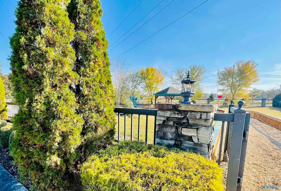 2109 Newcastle Lane, Decatur, AL 35603 - #3