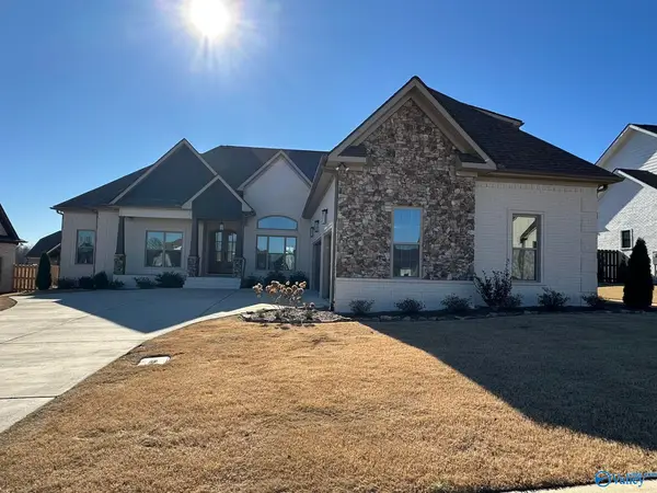 22566 Mary Grace Drive, Athens, AL 35613