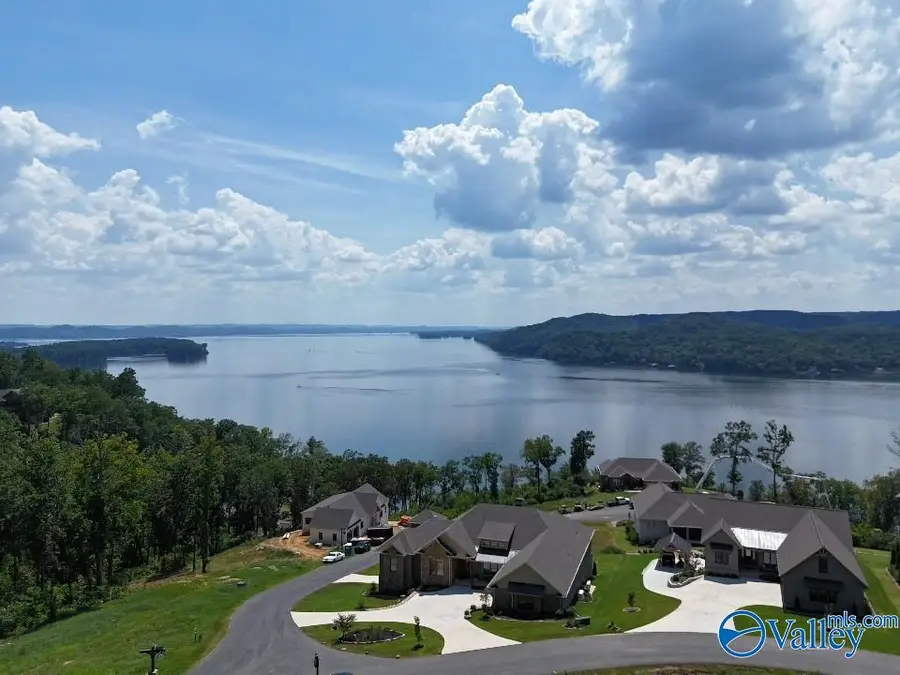 89 Boathouse Drive, Guntersville, AL 35976 - Image #2