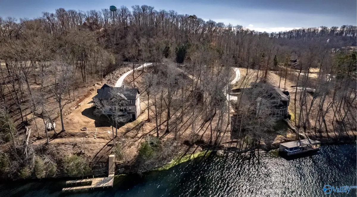 161 Monte Sano Drive, Scottsboro, AL 35769 - Image #1