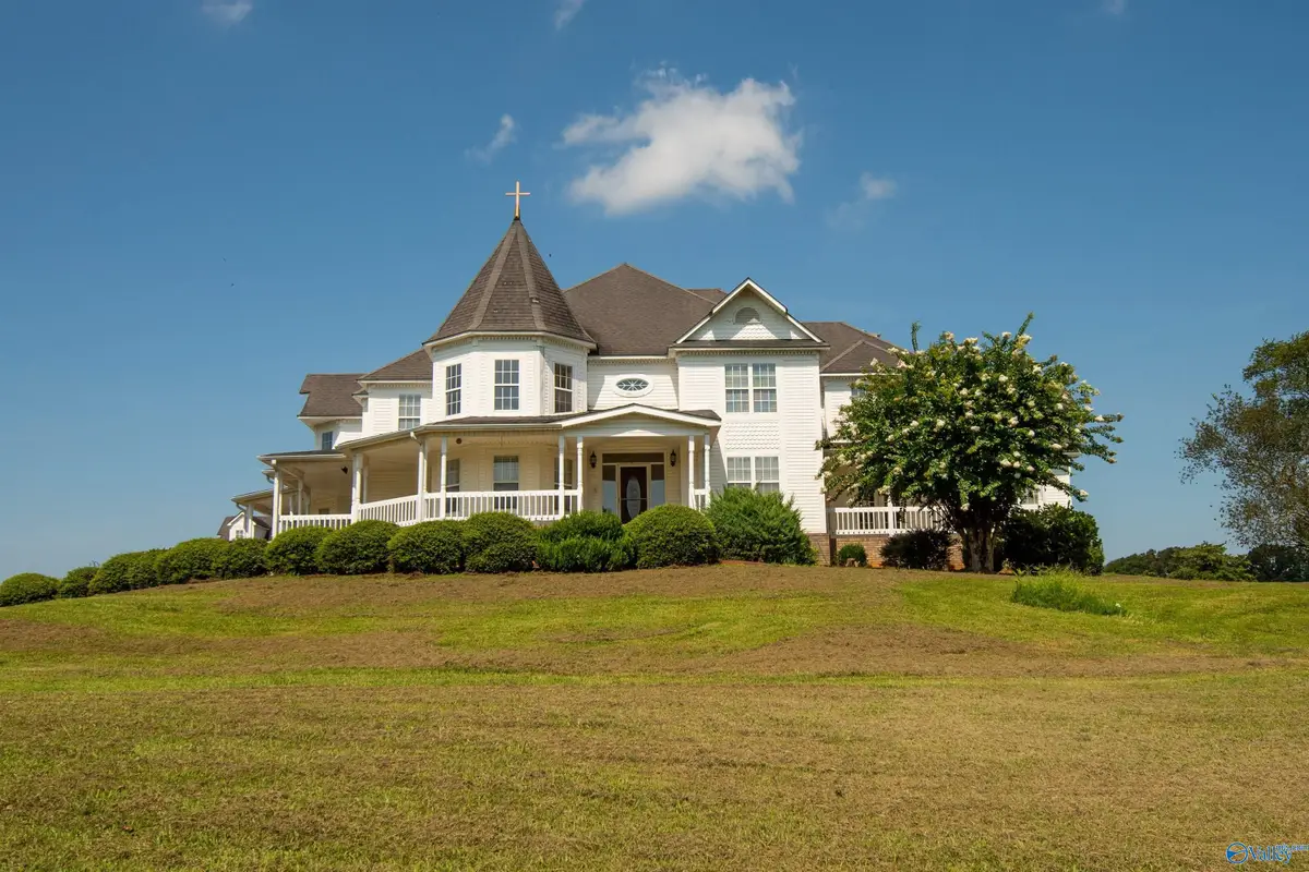 10674 Wall Triana Hwy, Toney, AL 35773 - Image #1