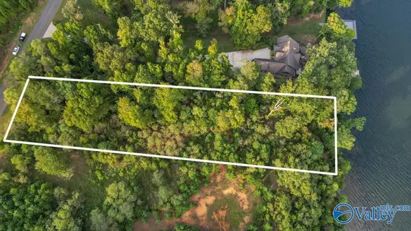 2149 Lookout Mountain Drive, Scottsboro, AL 35769