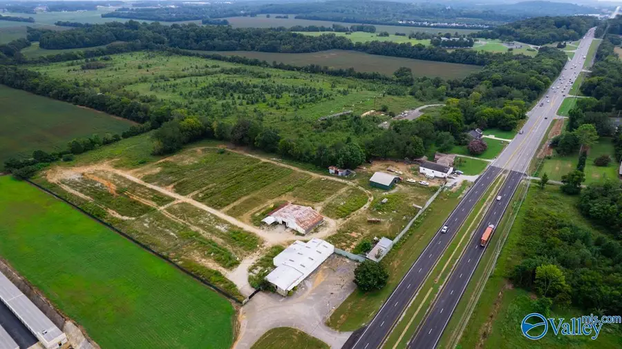 10116 N Memorial Parkway North, Huntsville, AL 35810 - #3