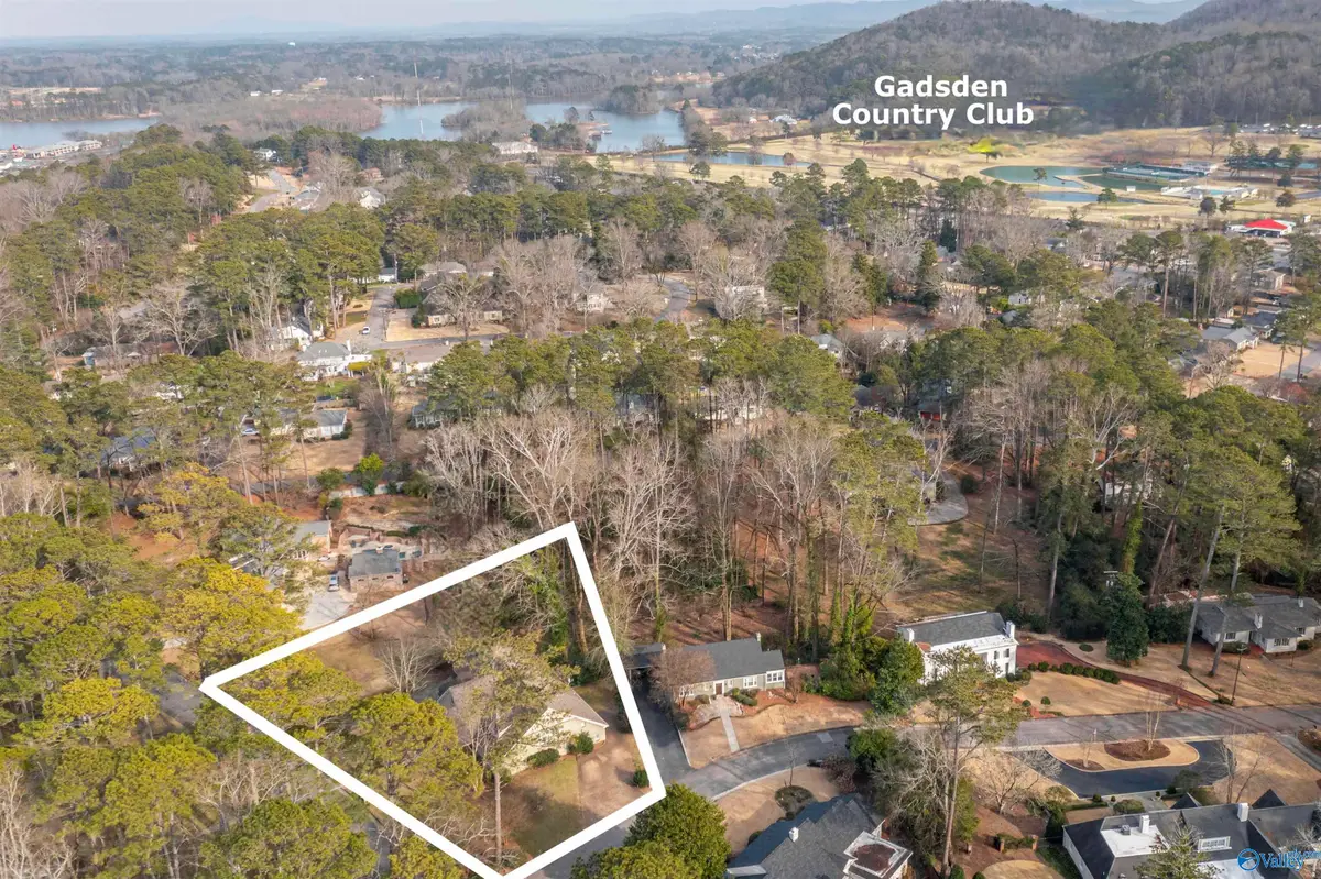 211 Alpine View, Gadsden, AL 35901 - Image #1