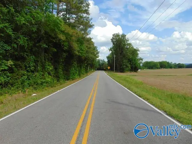 2412 Cherry Tree Road, Gurley, AL 35748 - Image #3